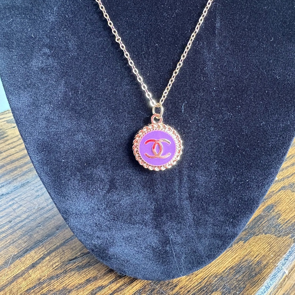 CHANEL Purple and Gold Necklace - Picture 2 of 6